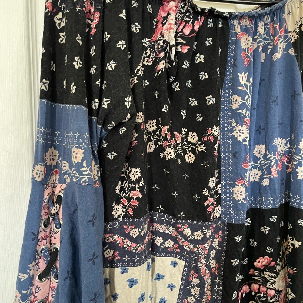 Multi Color/Pattern Design On/Off Shoulder - image 6